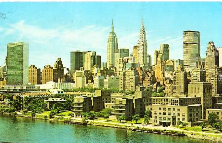 /images/imgs/america/united-states/new-york/new-york-0039.jpg - Midtown Manhattan Skyline 1974